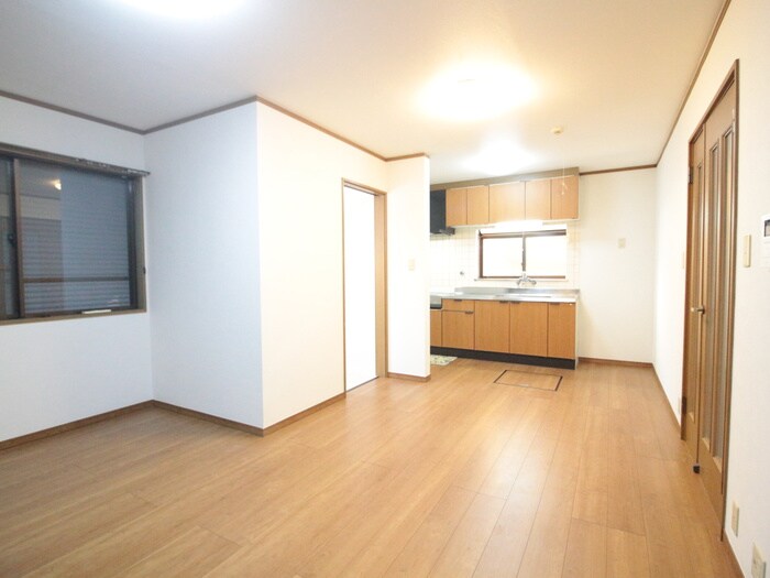 物件内観写真8　(居室)