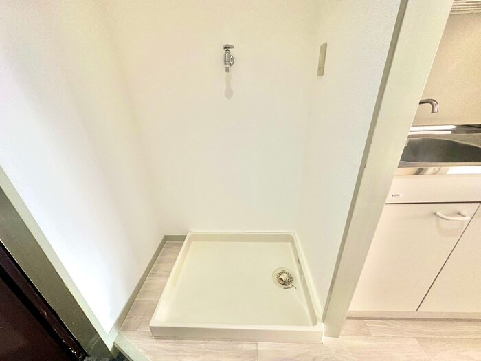 物件内観写真14　(洗濯機置場)