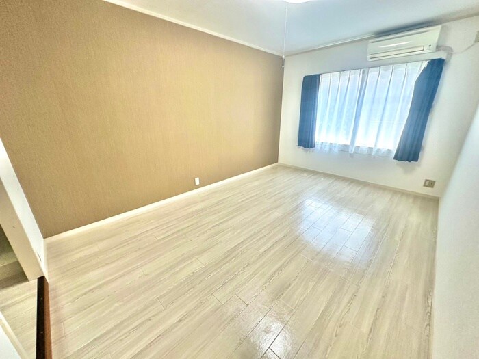 物件内観写真18　(居室)