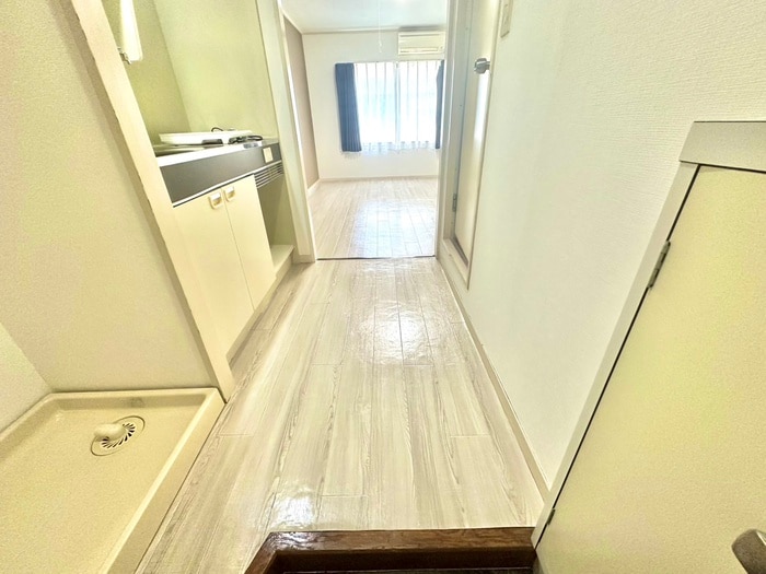 物件内観写真19　(廊下)