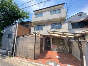 メゾントリコロール外観写真