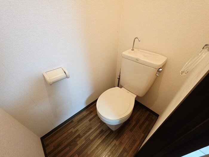 物件内観写真10　(トイレ)