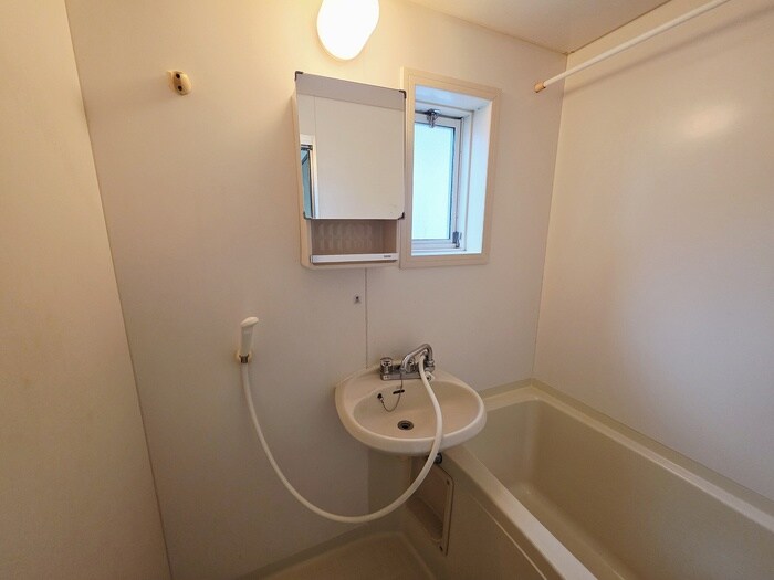 物件内観写真11　(洗面)