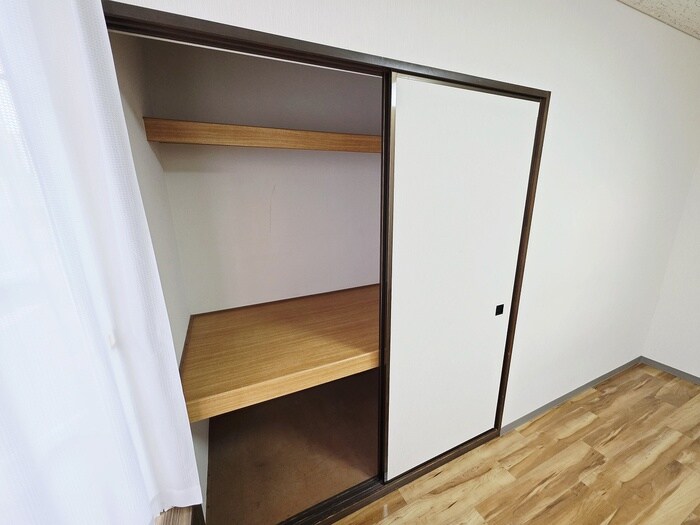 物件内観写真13　(収納)