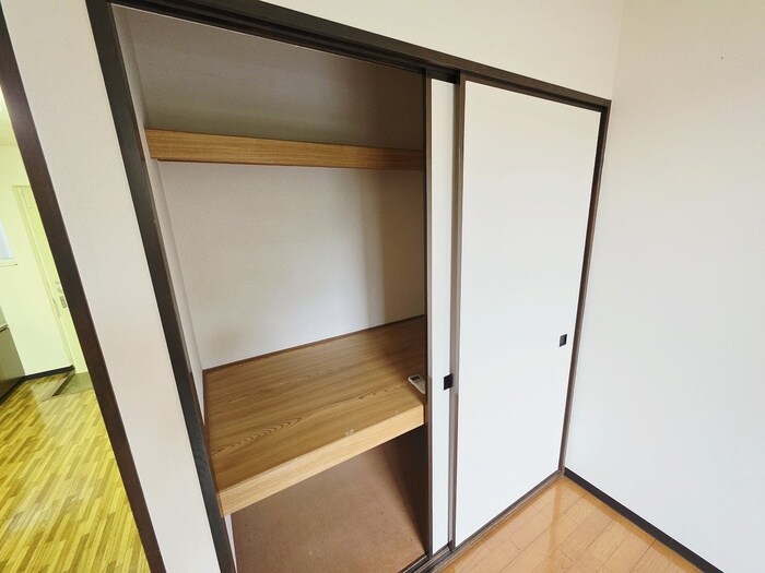 物件内観写真13　(収納)