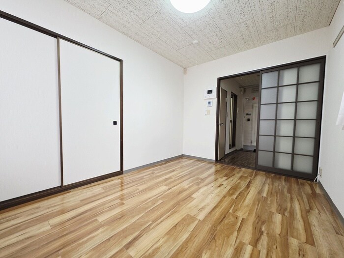 物件内観写真17　(居室)