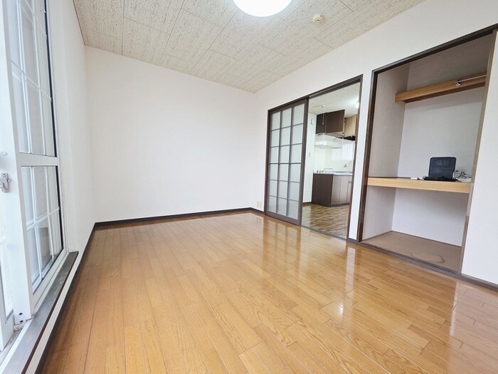 物件内観写真17　(居室)