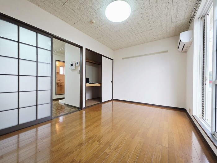 物件内観写真18　(居室)