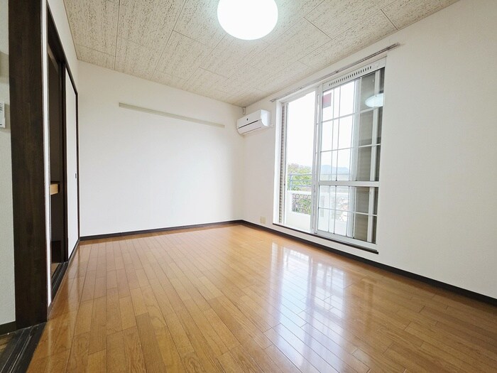 物件内観写真19　(居室)