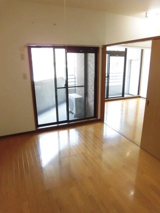 物件内観写真11　(居室)