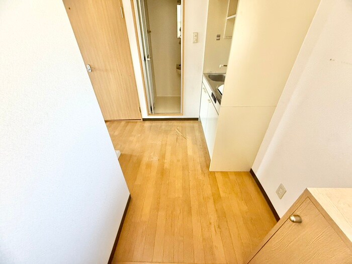 物件内観写真18　(洗濯機置場)