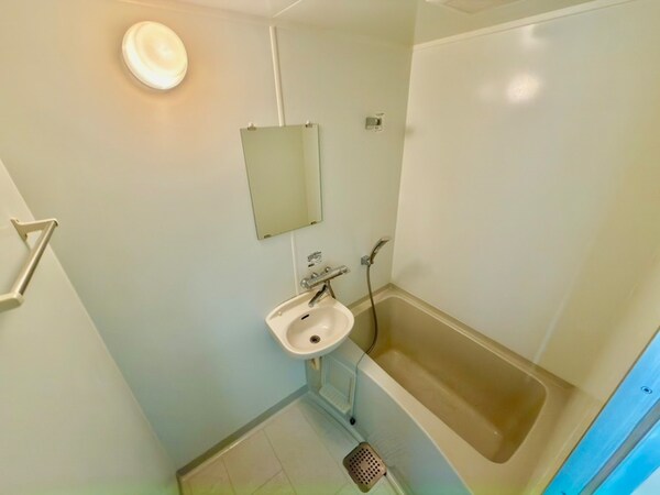 バス／シャワールーム等