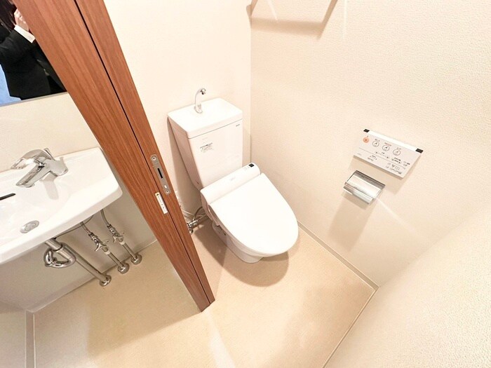 物件内観写真10　(トイレ)