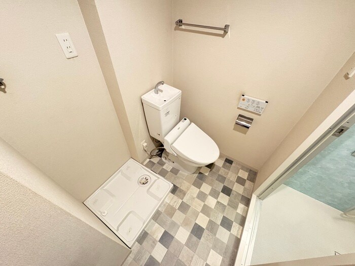 物件内観写真13　(洗濯機置場)