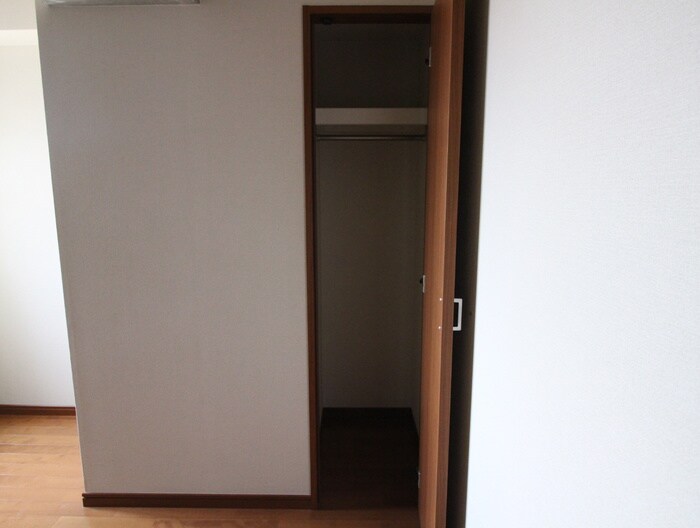 物件内観写真18　(収納)