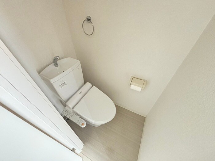 物件内観写真12　(トイレ)