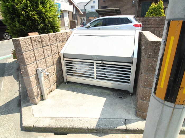 物件外観写真6　(建物設備)