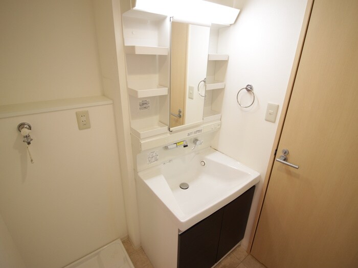 物件内観写真13　(洗面)