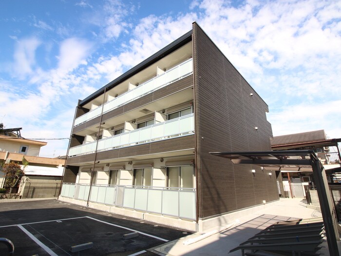 物件外観写真1　(外観写真)