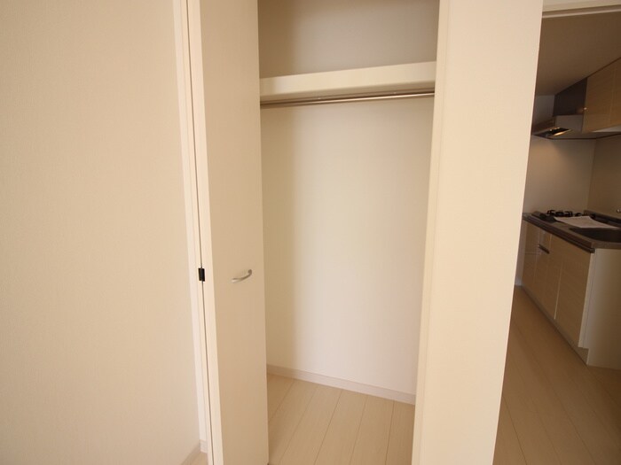 物件内観写真11　(収納)