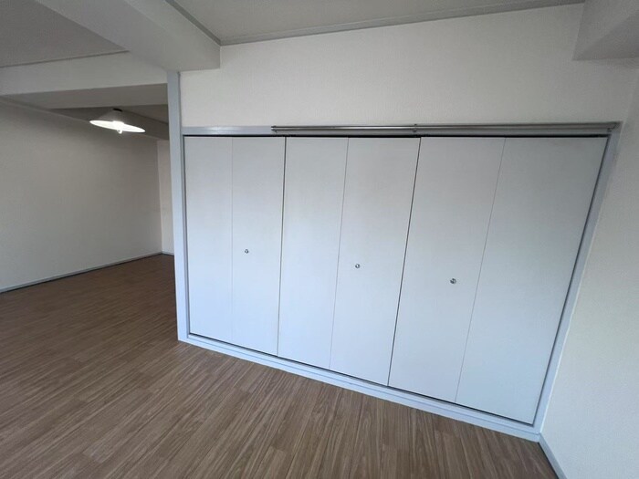 物件内観写真10　(収納)