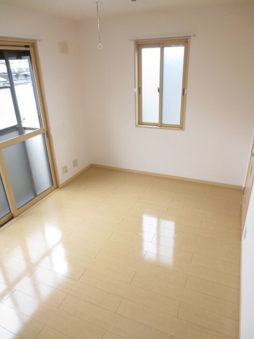 物件内観写真13　(居室)