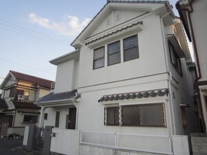 郡家新町貸家外観写真