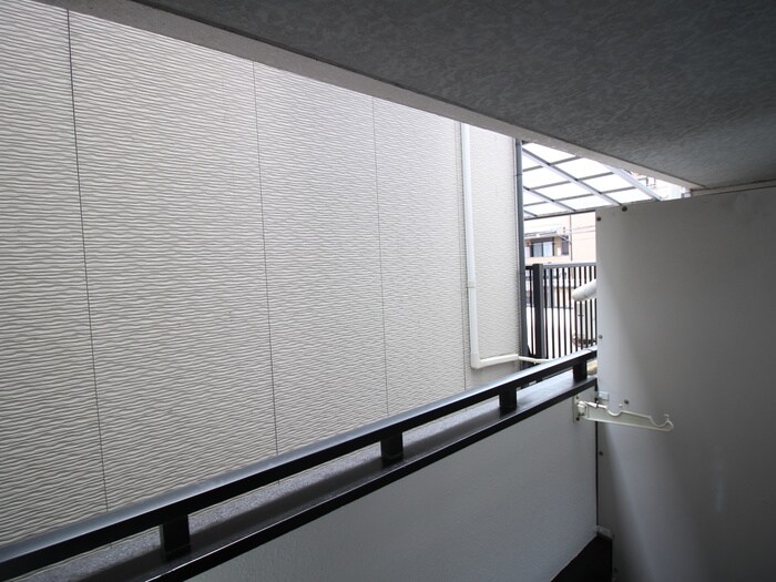 物件内観写真17　(室内からの展望)