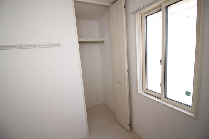物件内観写真14　(収納)