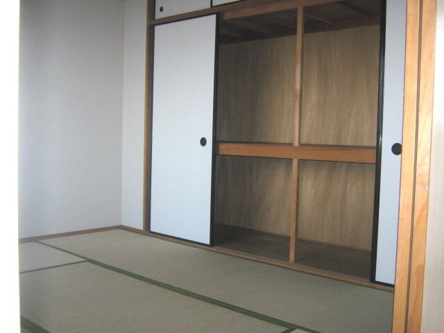 物件内観写真14　(収納)