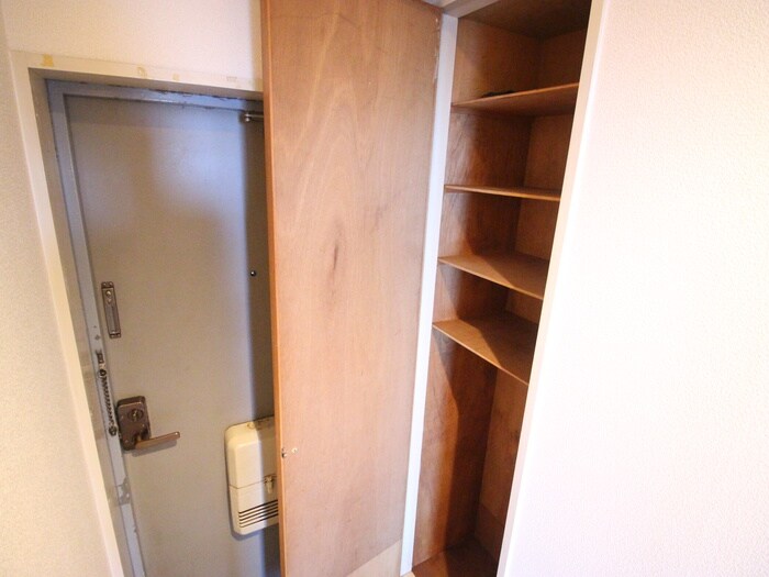 物件内観写真19　(靴箱)