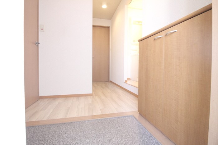 物件内観写真18　(廊下)