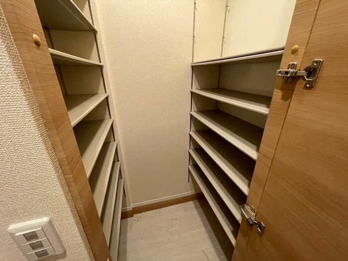 物件内観写真20　(靴箱)
