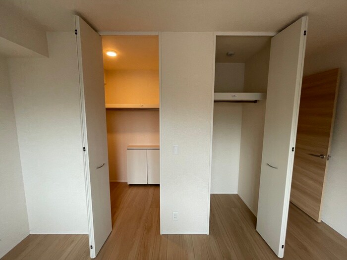 物件内観写真22　(収納)