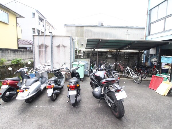 駐輪場