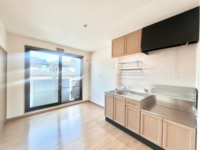 物件内観写真8　(居室)