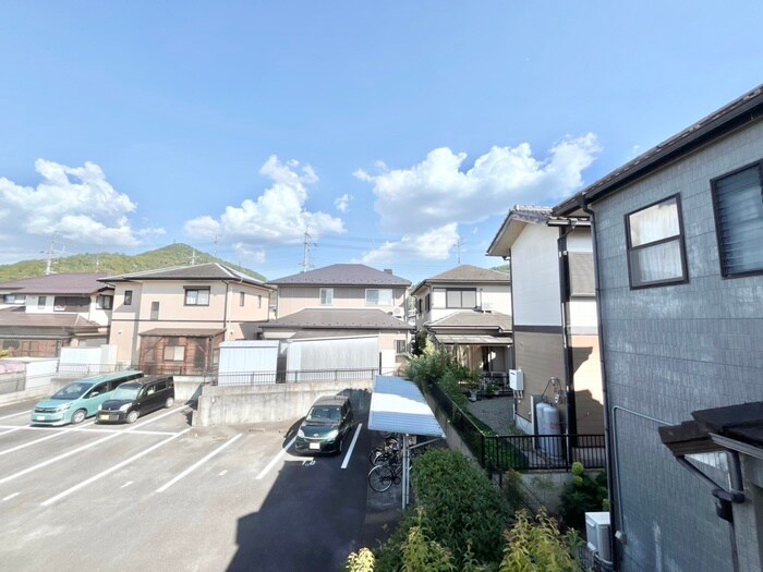 物件内観写真22　(室内からの展望)