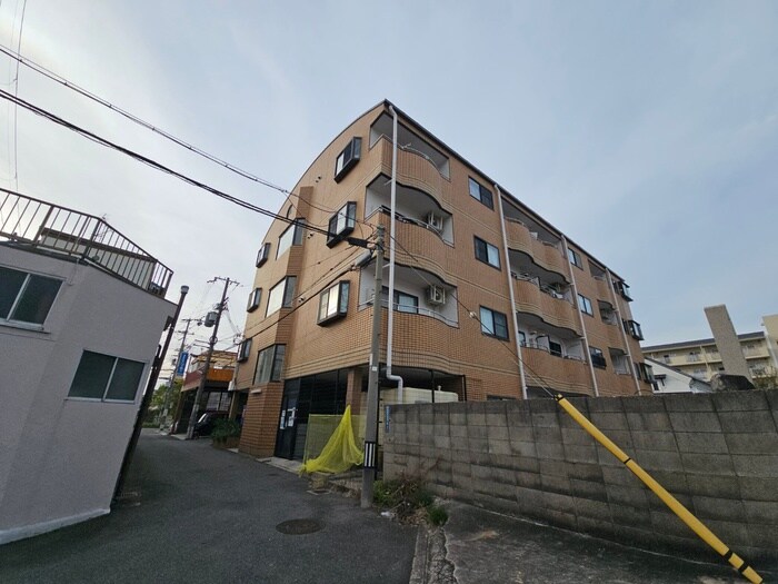 物件外観写真6　(外観写真)