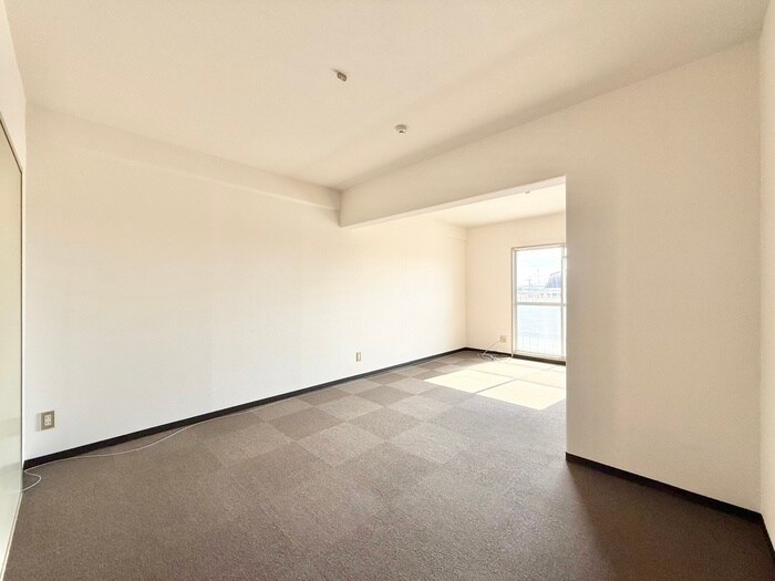 物件内観写真10　(居室)