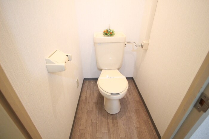 物件内観写真13　(トイレ)