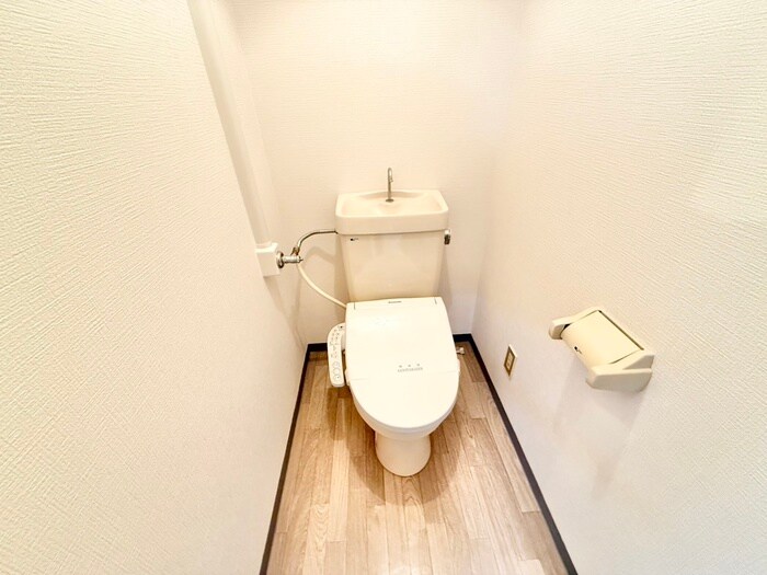 物件内観写真13　(トイレ)