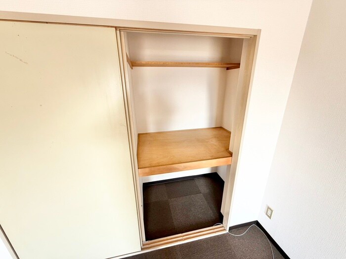 物件内観写真15　(収納)