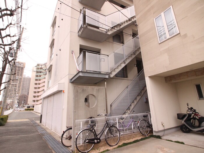 物件外観写真6　(外観写真)