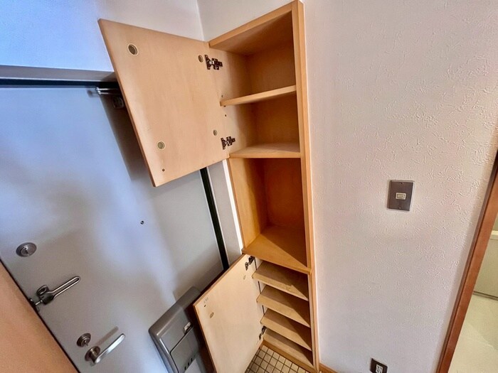 物件内観写真17　(靴箱)