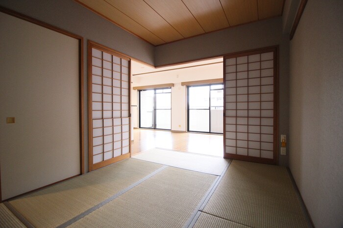 物件内観写真10　(居室)