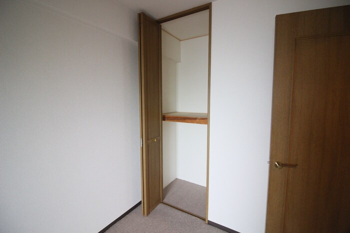 物件内観写真11　(収納)