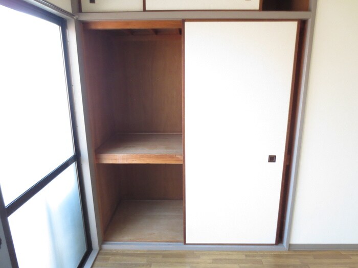 物件内観写真16　(収納)
