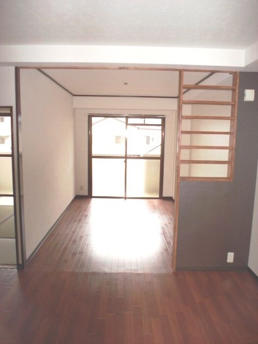 物件内観写真5　(居室)