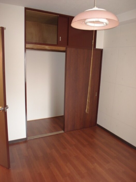 物件内観写真10　(収納)