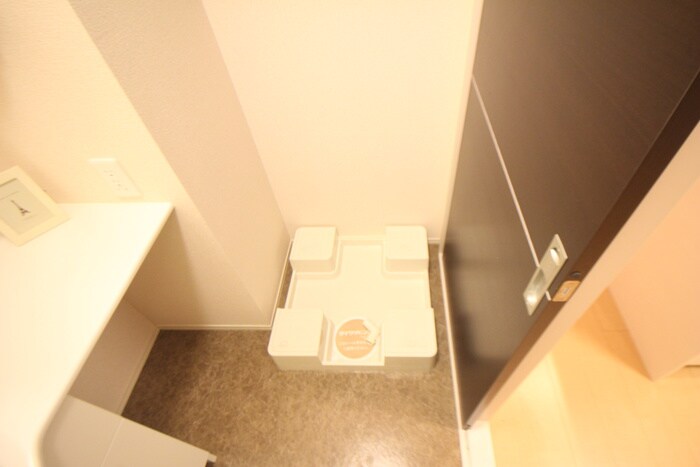 物件内観写真21　(洗濯機置場)